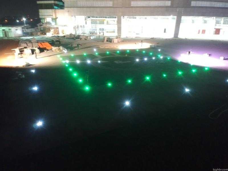 印尼直升机停机坪灯光安装现场
